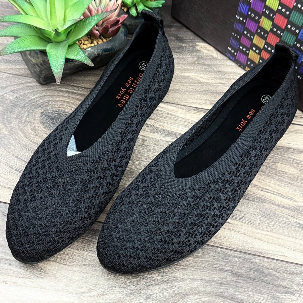 NIB Bernie Mev Safira Peony 40 8.5 Black Slip On Comfort Ballet Flats